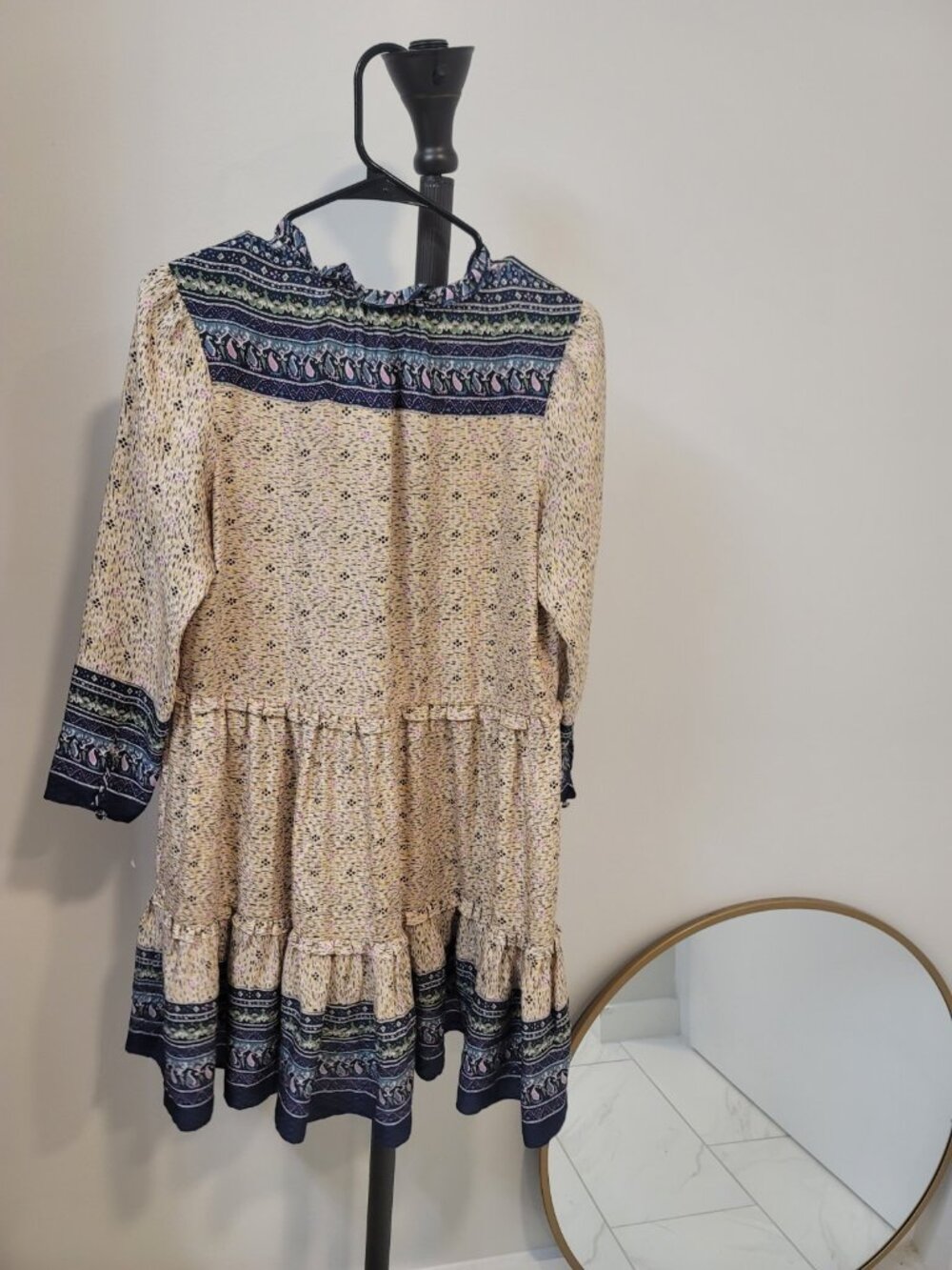 Veronica Beard Ruffle Mini Dress Lumi Beige/Multi Printed Silk Size 4 - Picture 6 of 8